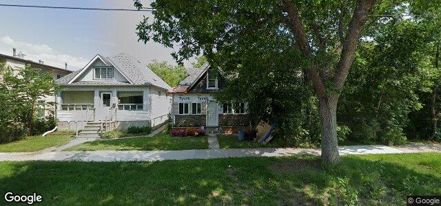 235 Midwinter Avenue（加拿大曼尼托巴省溫尼伯市）房屋照片