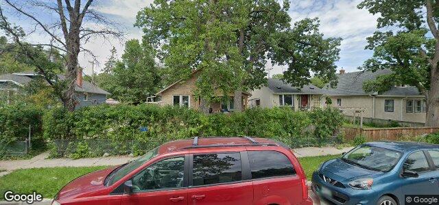 239 Winterton Avenue（加拿大曼尼托巴省温尼伯市）房屋照片