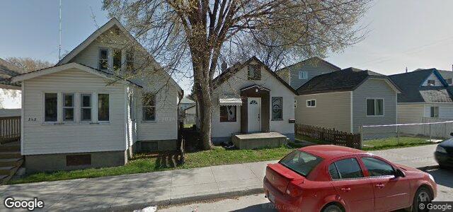 Photo of 247 Mcintosh Avenue in Winnipeg, Manitoba