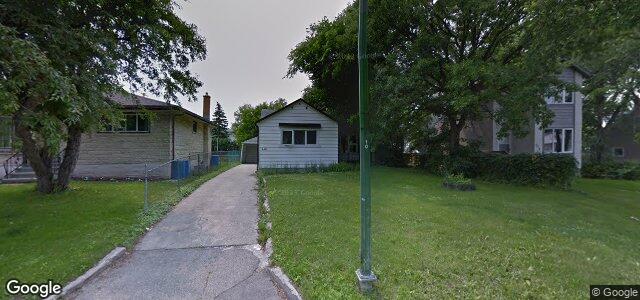 Larawan ng 280 Poplar Avenue sa Winnipeg, Manitoba
