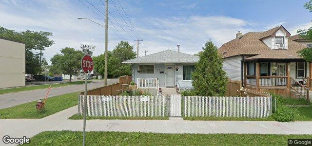 301 Larsen Avenue（加拿大曼尼托巴省温尼伯市）房屋照片