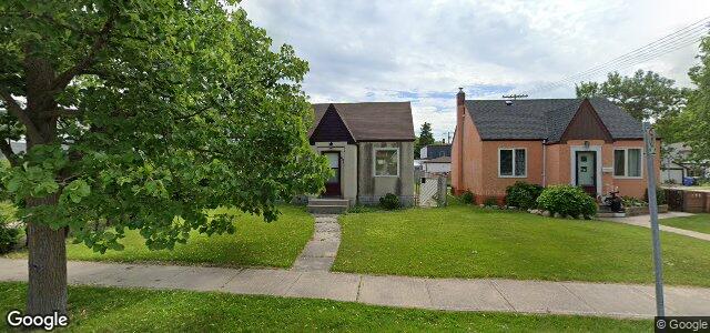 302 Winterton Avenue（加拿大曼尼托巴省温尼伯市）房屋照片