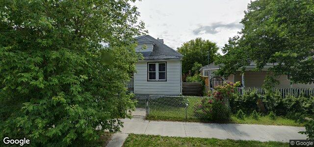 310 Larsen Avenue（加拿大曼尼托巴省温尼伯市）房屋照片