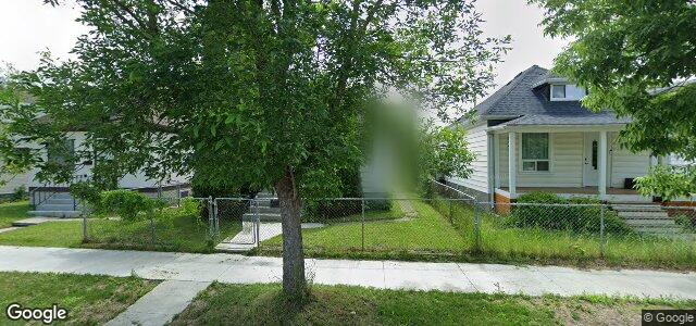 316 Larsen Avenue（加拿大曼尼托巴省温尼伯市）房屋照片