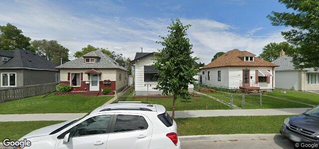 335 Larsen Avenue（加拿大曼尼托巴省温尼伯市）房屋照片