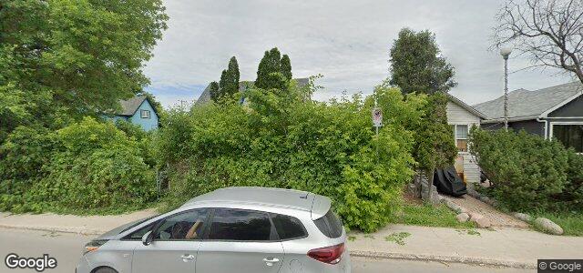 Photo of 365 Talbot Avenue in Winnipeg, Manitoba