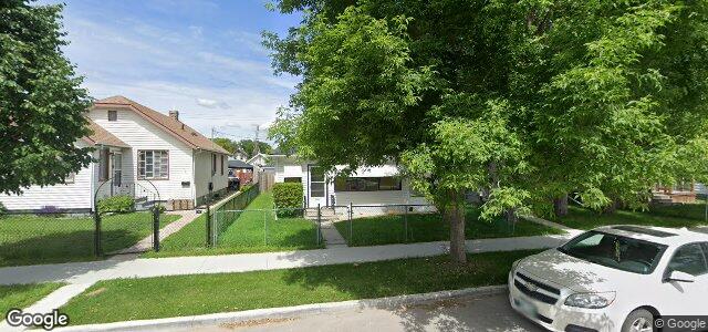 369 Larsen Avenue（加拿大曼尼托巴省温尼伯市）房屋照片