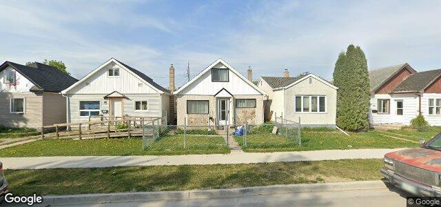 Photo of 389 Bowman Avenue in Winnipeg, Manitoba