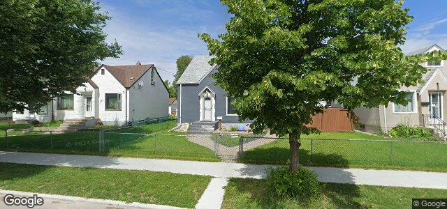 389 Larsen Avenue（加拿大曼尼托巴省温尼伯市）房屋照片