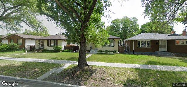 Larawan ng 422 Munroe Avenue sa Winnipeg, Manitoba