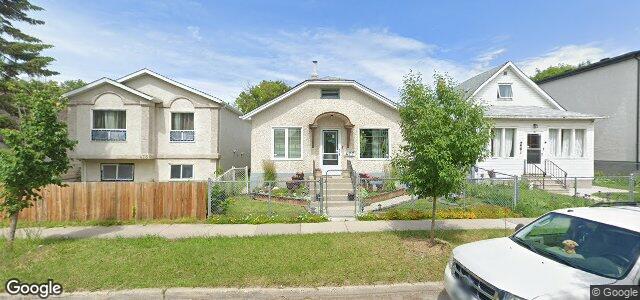 477 Larsen Avenue（加拿大曼尼托巴省温尼伯市）房屋照片