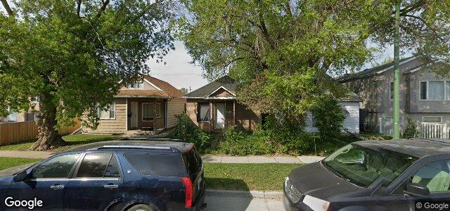 Photo of 479 Bowman Avenue in Winnipeg, Manitoba