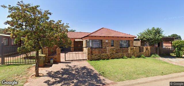 484 Thames Avenue（加拿大曼尼托巴省温尼伯市）房屋照片