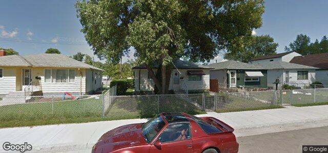 499 Harbison Avenue W（加拿大曼尼托巴省温尼伯市）房屋照片