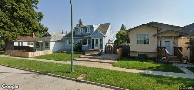 Photo of 525 Bowman Avenue in Winnipeg, Manitoba