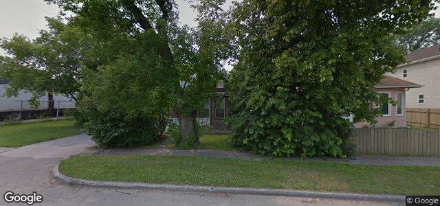 574 Bowman Avenue（加拿大曼尼托巴省温尼伯市）房屋照片