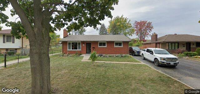 23 Stormont Drive（加拿大曼尼托巴省温尼伯市）房屋照片