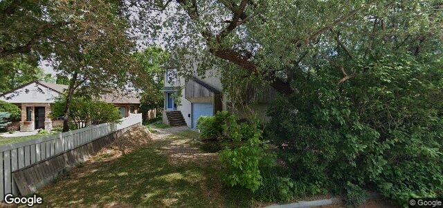 Photo of 1006 Riviera Crescent in Winnipeg, Manitoba