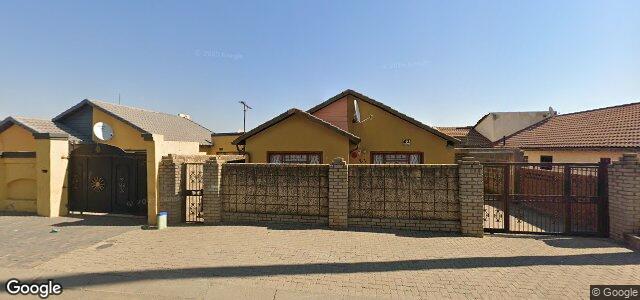 21 Pheasant Street（加拿大曼尼托巴省温尼伯市）房屋照片