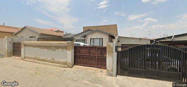 26 Pheasant Street（加拿大曼尼托巴省温尼伯市）房屋照片