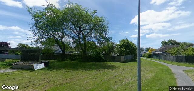 30 Riley Crescent（加拿大曼尼托巴省温尼伯市）房屋照片