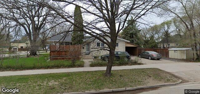 915 Crescent Drive（加拿大曼尼托巴省温尼伯市）房屋照片