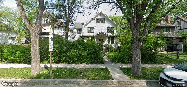 1015 Grosvenor Avenue（加拿大曼尼托巴省温尼伯市）房屋照片