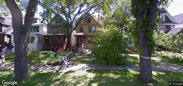 1026 Mcmillan Avenue（加拿大曼尼托巴省温尼伯市）房屋照片