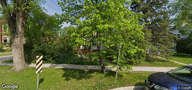 1027 Grosvenor Avenue（加拿大曼尼托巴省温尼伯市）房屋照片