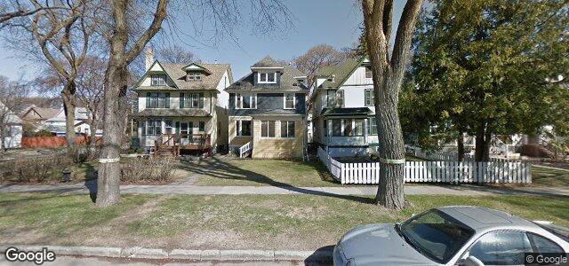 1045 Mcmillan Avenue（加拿大曼尼托巴省温尼伯市）房屋照片