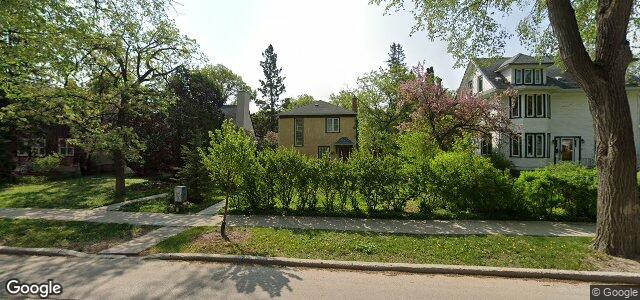 Larawan ng 1136 Grosvenor Avenue sa Winnipeg, Manitoba