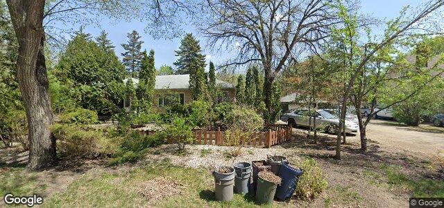 304 Academy Road（加拿大曼尼托巴省温尼伯市）房屋照片