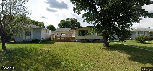 100 Risbey Crescent ਦੀ ਫੋਟੋ, ਵਿਨੀਪਿਗ, ਮੈਨੀਟੋਬਾ