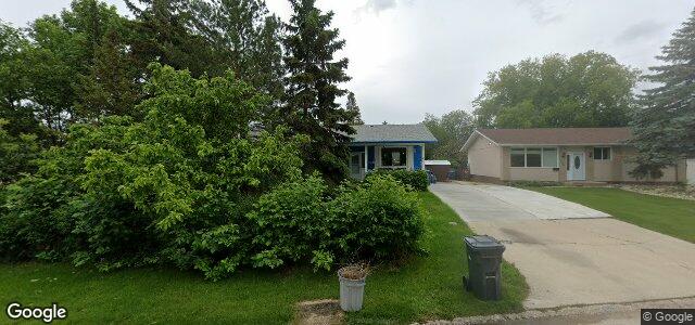 102 Costello Drive（加拿大曼尼托巴省温尼伯市）房屋照片