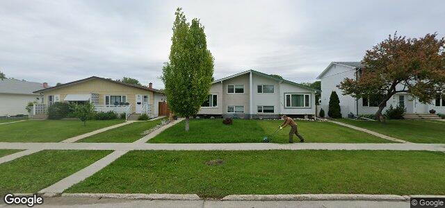 1037 Buchanan Boulevard（加拿大曼尼托巴省温尼伯市）房屋照片