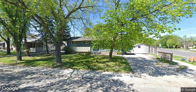 105 Fairlane Avenue（加拿大曼尼托巴省溫尼伯市）房屋照片