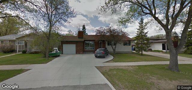 Larawan ng 1076 Crestview Park Drive sa Winnipeg, Manitoba