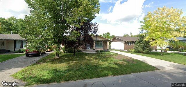 11 Sabine Crescent（加拿大曼尼托巴省温尼伯市）房屋照片