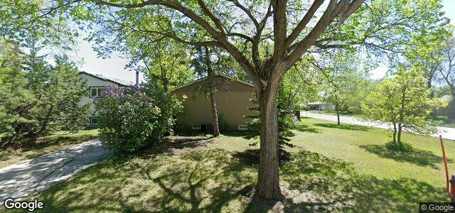 134 Fairlane Avenue（加拿大曼尼托巴省温尼伯市）房屋照片