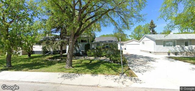 137 Fairlane Avenue（加拿大曼尼托巴省温尼伯市）房屋照片