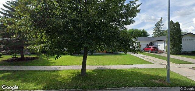 15 Kay Crescent（加拿大曼尼托巴省温尼伯市）房屋照片