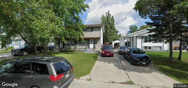 Larawan ng 177 Lake Ridge Road sa Winnipeg, Manitoba