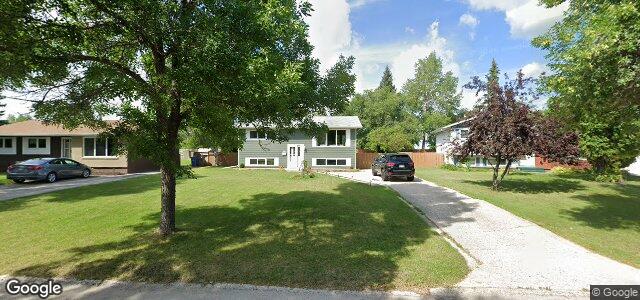 211 Risbey Crescent（加拿大曼尼托巴省温尼伯市）房屋照片