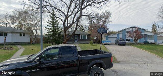 228 Bancroft Bay（加拿大曼尼托巴省温尼伯市）房屋照片