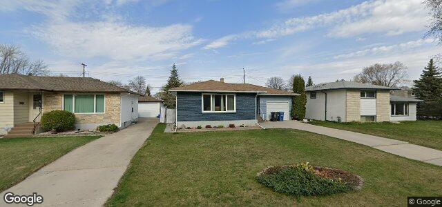 Photo of 239 Bancroft Bay in Winnipeg, Manitoba