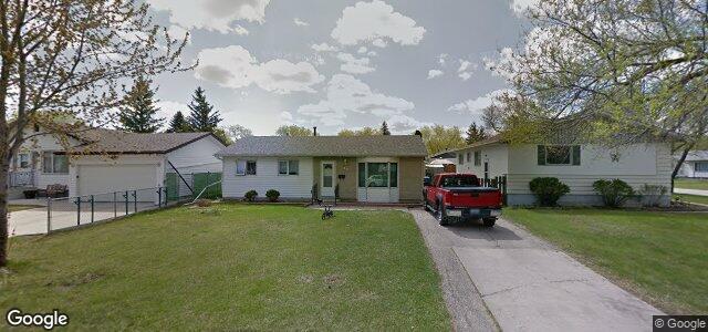 Photo of 30 Carberry Crescent in Winnipeg, Manitoba