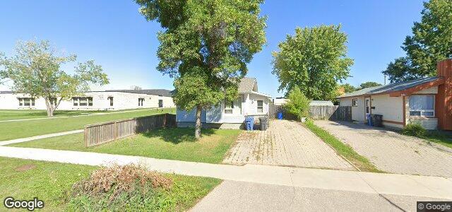 319 Fairlane Avenue（加拿大曼尼托巴省温尼伯市）房屋照片