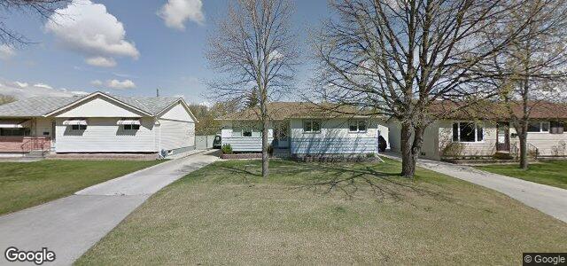 Photo of 334 Highcliff Bay in Winnipeg, Manitoba