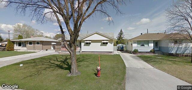 Photo of 336 Highcliff Bay in Winnipeg, Manitoba