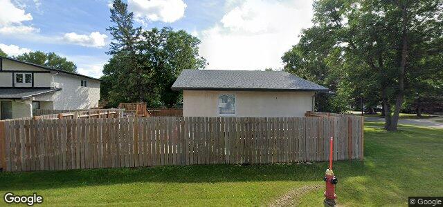 34 Sabine Crescent（加拿大曼尼托巴省温尼伯市）房屋照片